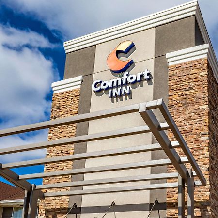 Comfort Inn Уокешо Экстерьер фото